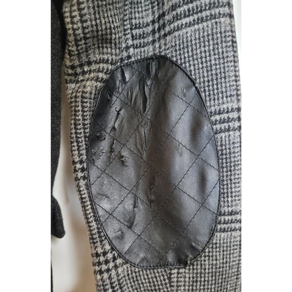 Smart Set Blazer - Picture 8 of 8